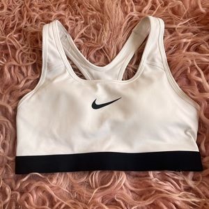 Nike dri fit sports bra- NWOT small